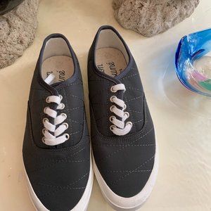 Maison Kitsune Quilted Laced Sneaker